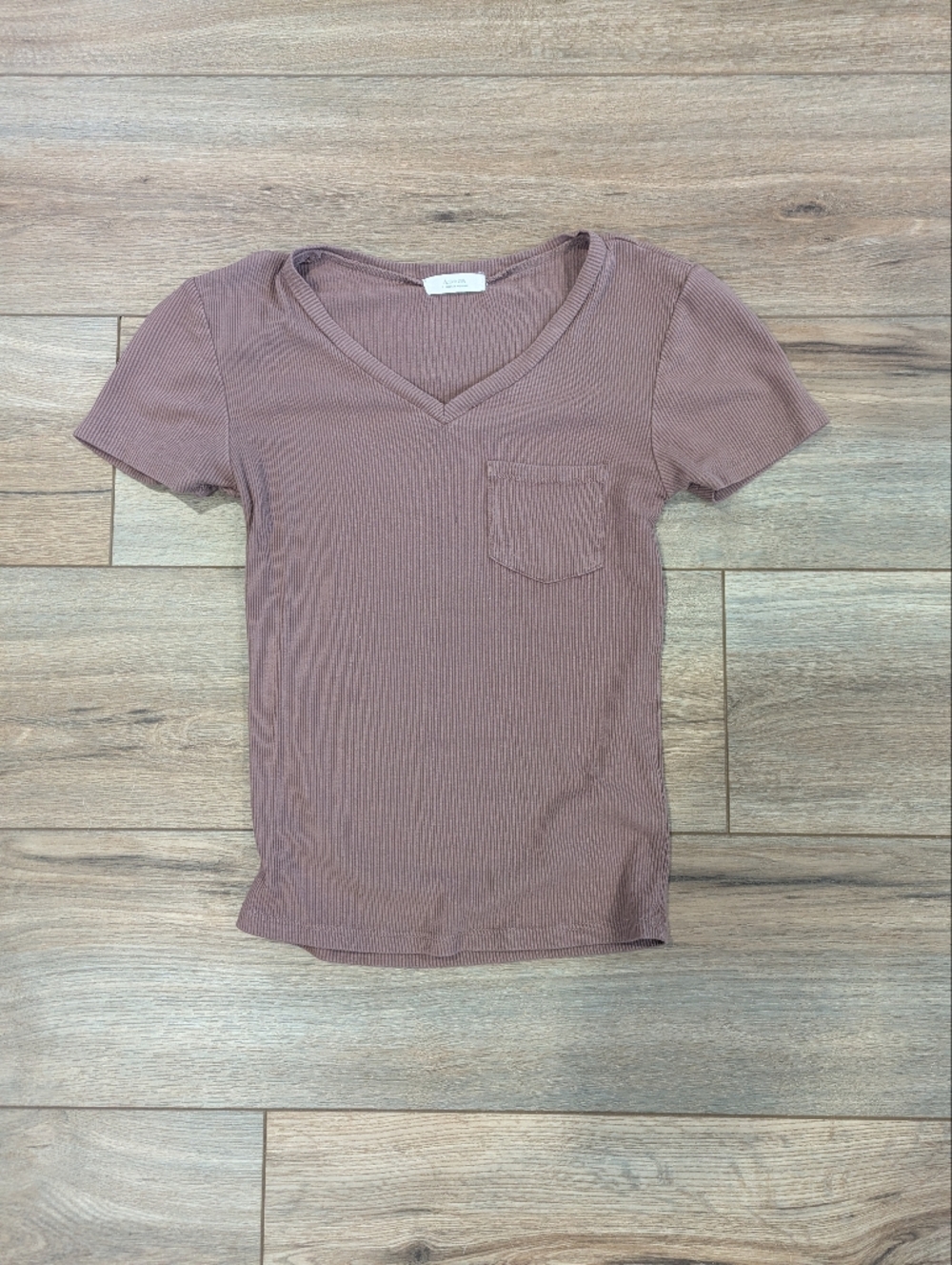 Active USA Ribbed V-Neck Short Sleeve Tee - Mauve